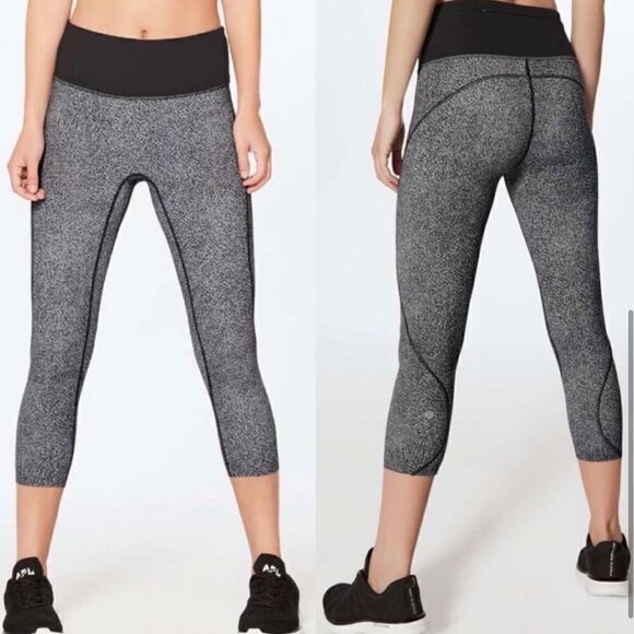 Lululemon Run The Day Crop Fractal Dark Starlight Black Gray - Picture 1 of 14